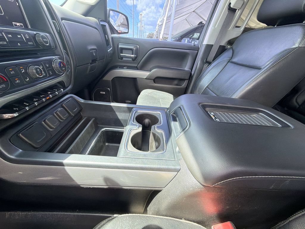 Used 2017 Chevrolet Silverado 1500 LTZ Z71 w/ LPO, Black Pack AWD/4WD image 30