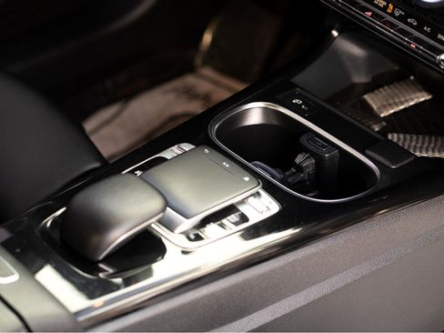 Used 2019 Mercedes-Benz A 220 4MATIC image 40