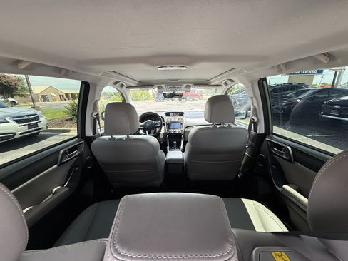 Used 2018 Subaru Forester 2.5i Limited AWD/4WD image 11