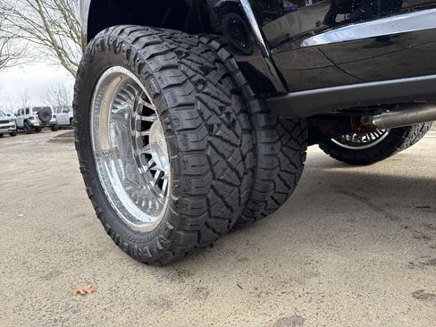 Used 2025 RAM 3500 Longhorn image 16