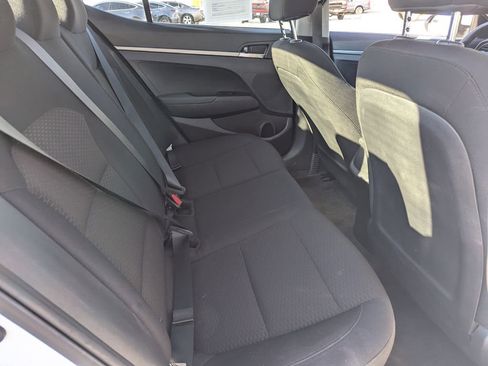 Used 2019 Hyundai Elantra SE w/ Cargo Package image 29