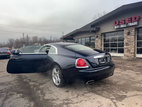 Used 2015 Rolls-Royce Wraith image 20