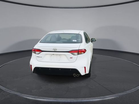 Used 2024 Toyota Corolla SE FWD image 7