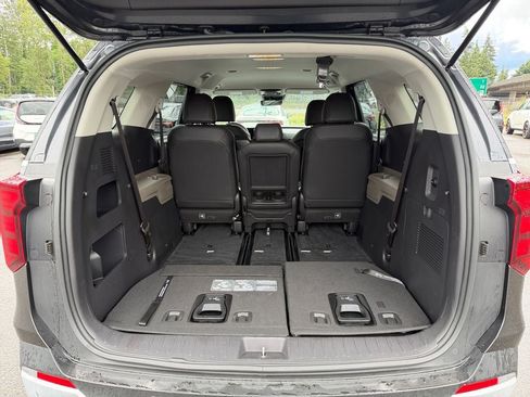 Used 2026 Kia Carnival FWD image 22