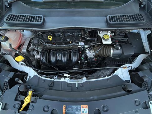 Used 2018 Ford Escape S image 13