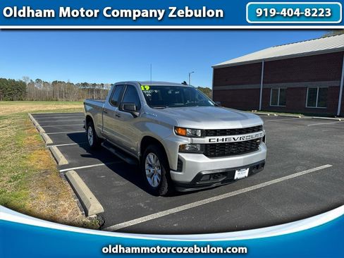 Used 2019 Chevrolet Silverado 1500 Custom w/ Custom Value Package image 1