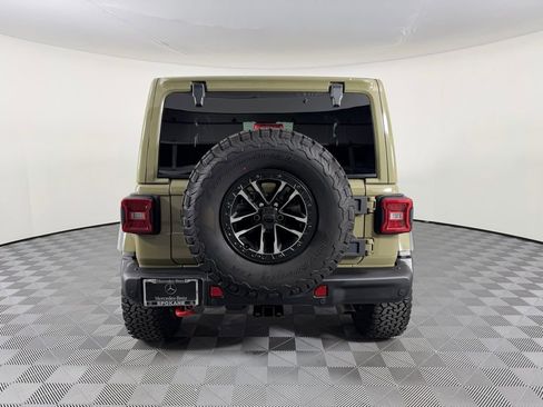 Used 2025 Jeep Wrangler Rubicon image 7