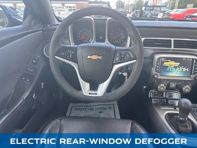 Used 2015 Chevrolet Camaro SS w/ SS Performance Package RWD image 14
