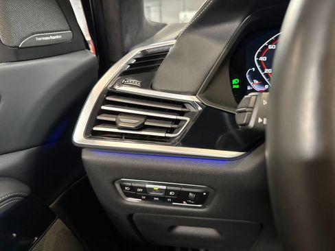 Used 2022 BMW X7 M50i AWD/4WD image 44