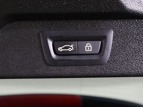 Used 2018 BMW X5 xDrive40e image 23