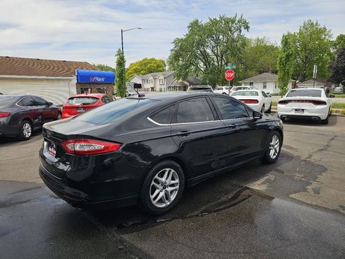 Used 2014 Ford Fusion SE FWD image 12
