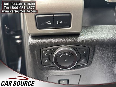 Used 2017 Ford F150 Lariat image 22