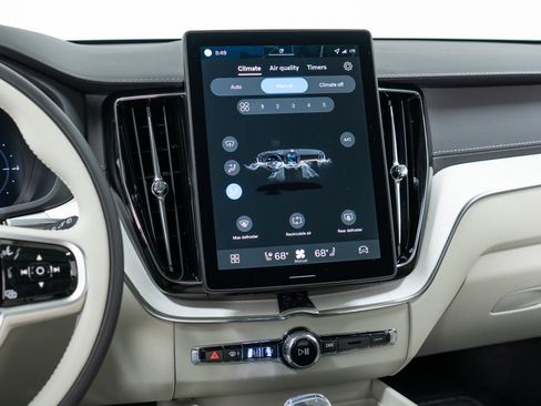 New 2026 Volvo XC60 T8 Ultra w/ Climate Package image 19