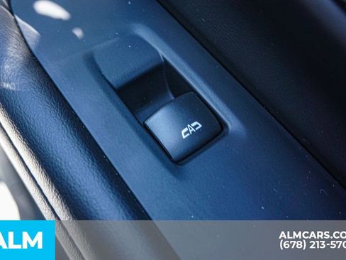 Used 2025 Chevrolet Suburban Z71 AWD/4WD image 56