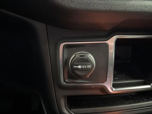 Used 2024 Jeep Wrangler Sport image 17