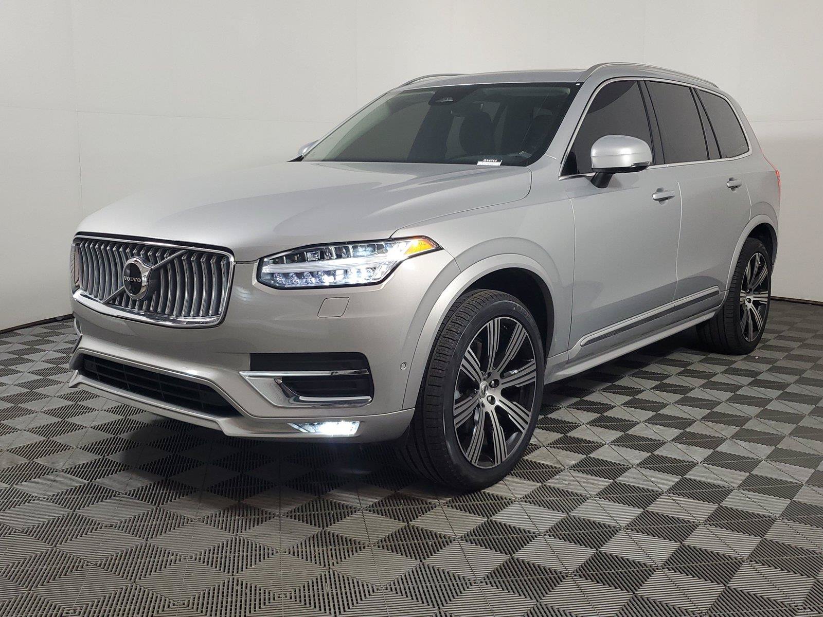 Certified 2024 Volvo XC90 B6 Plus w/ Protection Package Premier AWD/4WD image 3