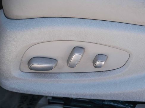 Used 2014 Cadillac XTS Platinum FWD image 24