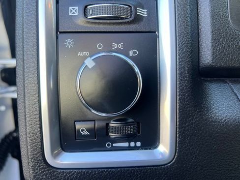 Used 2024 RAM 1500 Warlock RWD image 30