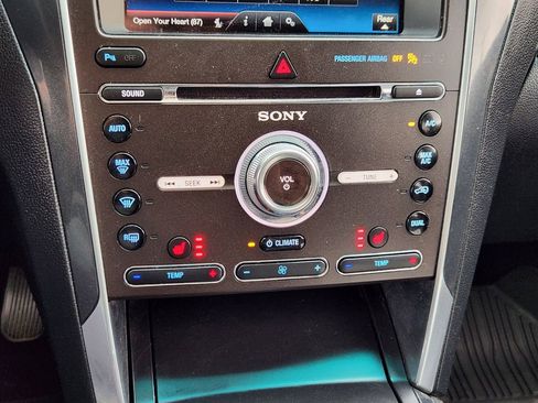 Used 2016 Ford Explorer Sport image 24