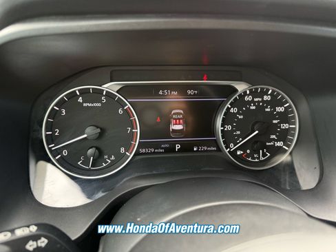 Used 2024 Nissan Rogue S AWD/4WD image 25