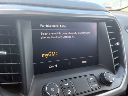 Used 2023 GMC Acadia AT4 w/ Technology Package AWD/4WD image 13