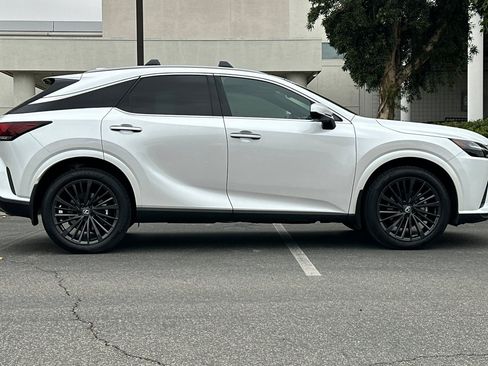 Used 2025 Lexus RX 350h w/ Convenience Package AWD/4WD image 7