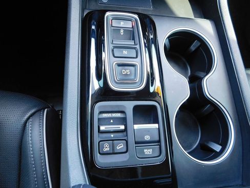 Used 2023 Honda Pilot Elite image 45