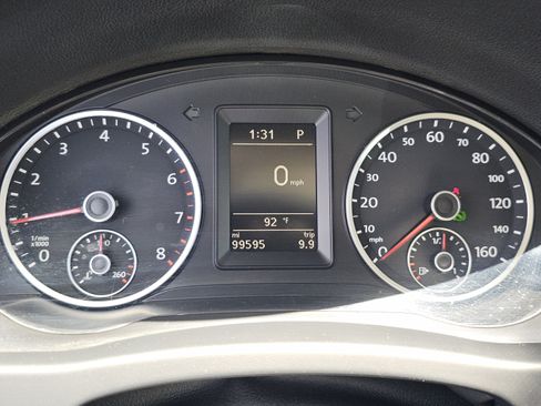 Used 2013 Volkswagen Tiguan S AWD/4WD image 29