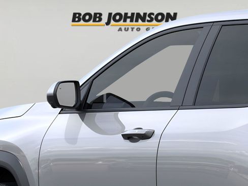 New 2026 Chevrolet Equinox LT w/ Safety and Technology Package AWD/4WD image 12