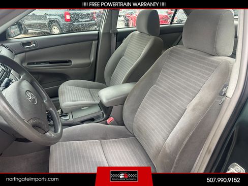 Used 2005 Toyota Camry XLE image 13