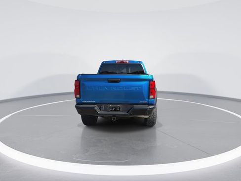 Used 2024 Chevrolet Colorado ZR2 w/ Technology Package AWD/4WD image 13
