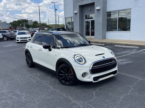 Used 2020 MINI Cooper S FWD image 7