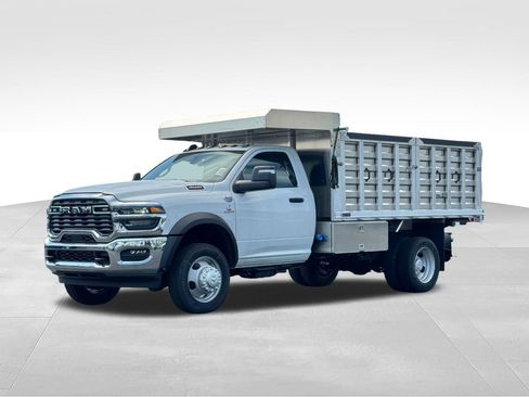 New 2026 RAM 4500 Tradesman w/ Chrome Appearance Group AWD/4WD image 3