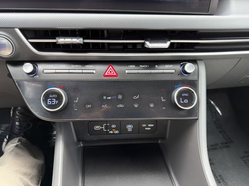Used 2024 Hyundai Sonata SEL FWD image 29
