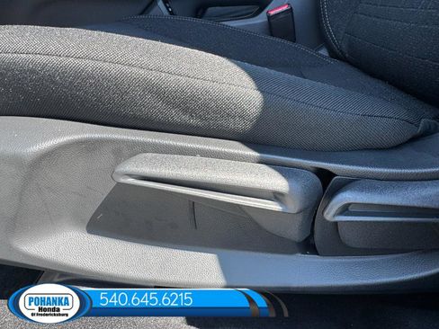 New 2026 Honda HR-V LX image 33