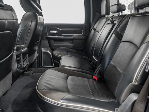 Used 2024 RAM 3500 Laramie w/ Night Edition image 40