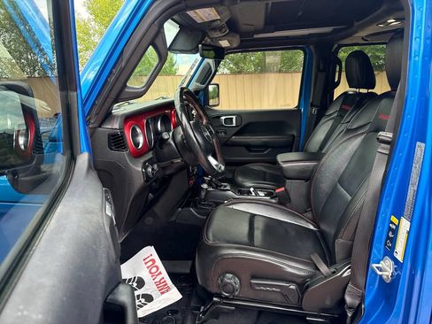 Used 2021 Jeep Wrangler Unlimited Rubicon AWD/4WD image 13