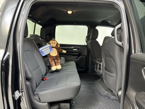Used 2022 RAM 1500 Big Horn AWD/4WD image 32