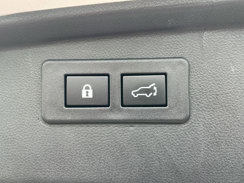 Used 2025 Subaru Outback Onyx Edition AWD/4WD image 32