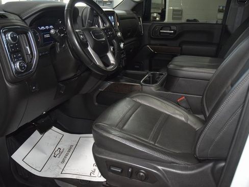 Used 2023 GMC Sierra 3500 Denali w/ Denali Ultimate Package image 37