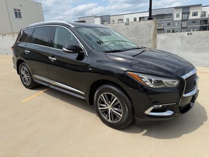 Used 2019 INFINITI QX60 Luxe w/ Essential Package
