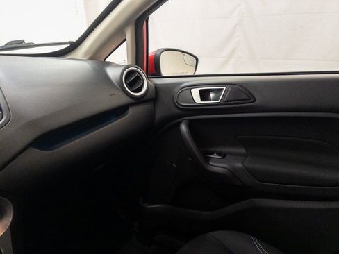 Used 2015 Ford Fiesta SE image 23