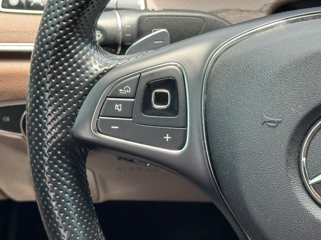 Used 2018 Mercedes-Benz E 400 4MATIC Sedan image 29
