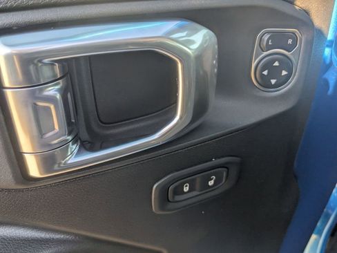 New 2026 Jeep Gladiator Sport image 15