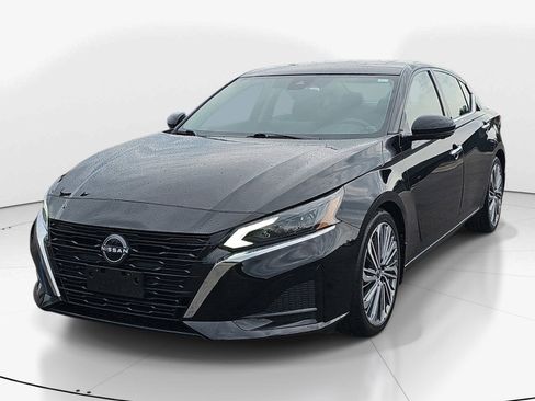 Used 2024 Nissan Altima 2.5 SL FWD image 8