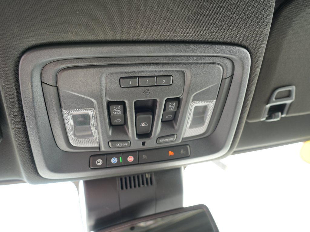 Certified 2022 Chevrolet Silverado 1500 High Country AWD/4WD image 42