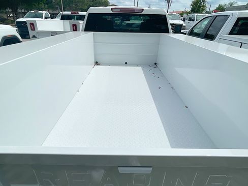 New 2024 GMC Sierra 3500 Pro w/ Convenience Package RWD image 4