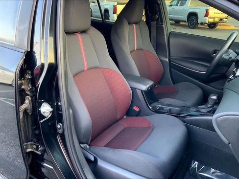 Used 2024 Toyota Corolla Sedan w/ SE Convenience Package image 9