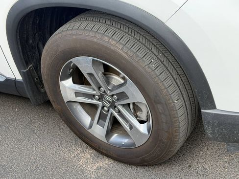 Used 2025 Honda Pilot EX-L image 7