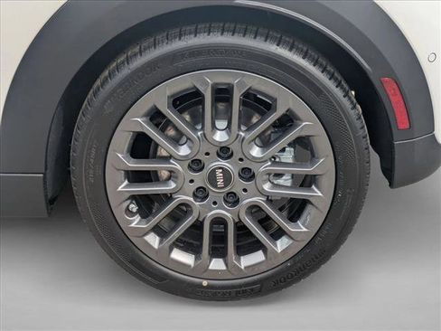 New 2026 MINI Cooper S image 10